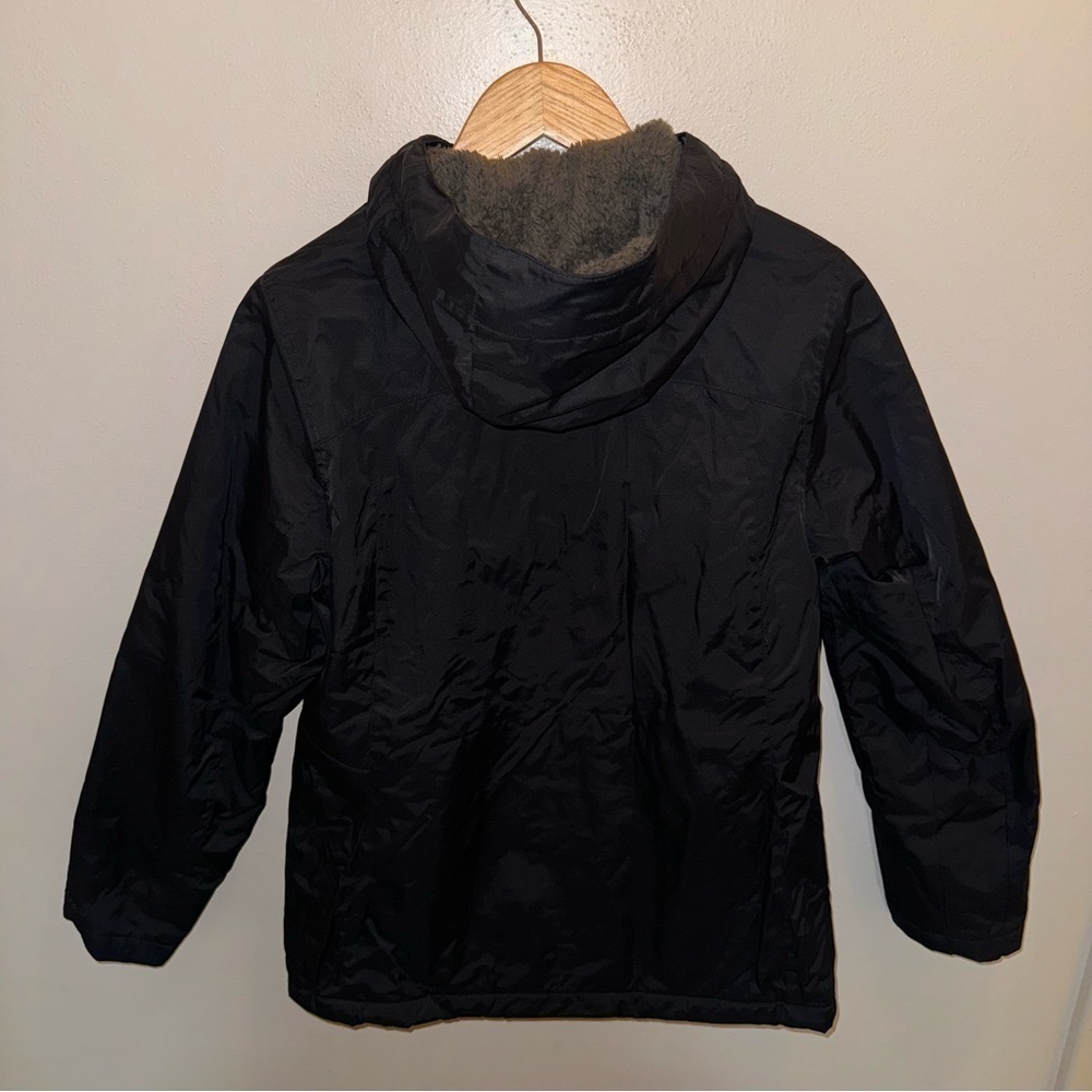 L. L. Bean Winter Coat with Faux Fur Lining Women’s Size Extra Small - Picture 5 of 10